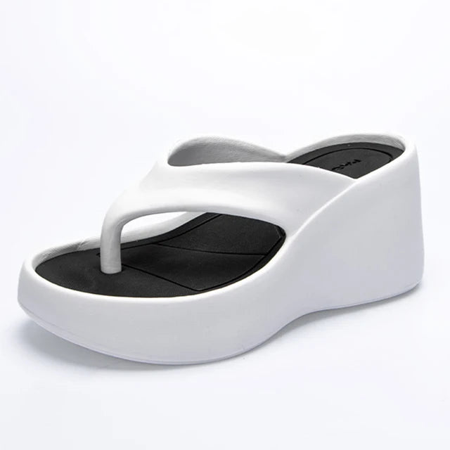 SolarStride Clip Teen Wedges