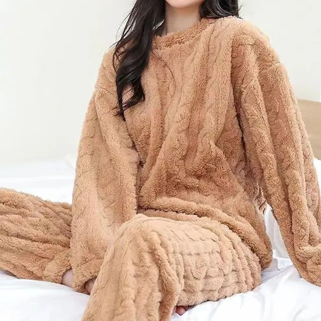 Ontspan in Luxe: DreamCoz Winter-Pyjama Set!