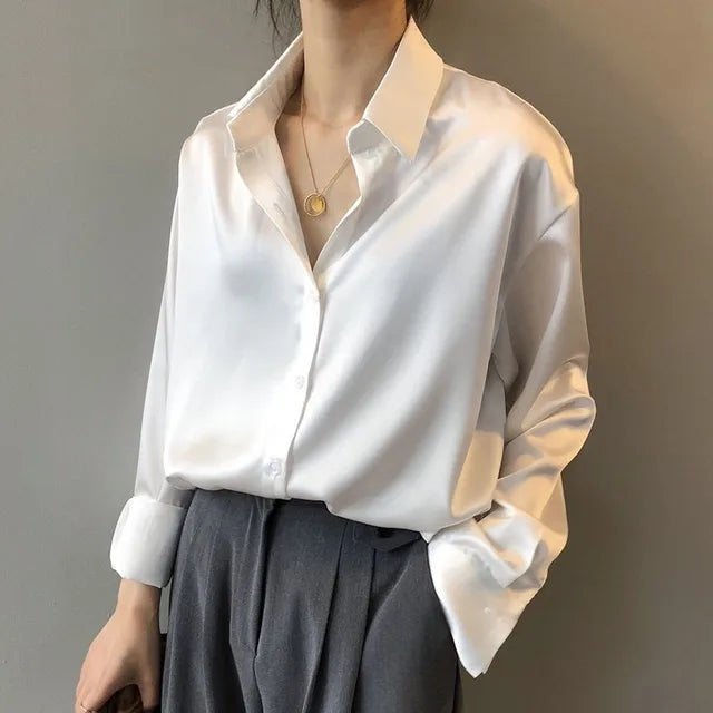 VELANORA- casual losse satijnen blouse